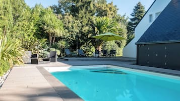 Piscine extérieure, piscine chauffée