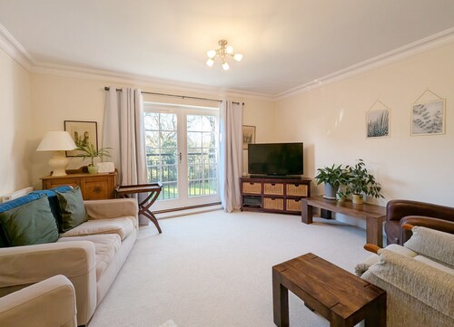 A family house that sleeps 6 guests  in 3 bedrooms