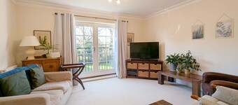 A family house that sleeps 6 guests in 3 bedrooms