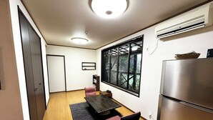 Living area - ASOBIYA HOUSE IKI  (Iki)