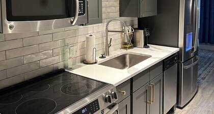Chic apartment with WiFi, fitness room in welcoming Dallas