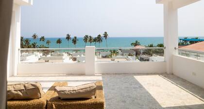 The Mona Lisa - Tills Beach Resort
