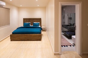 Room - The Mona Lisa - Tills Beach Resort (Kasoa)