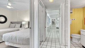 2 bedrooms, free WiFi, bed sheets - Beachfront-Pool/Tennis/Pickleball-Tiki Bar-A506 (Panama City Beach)