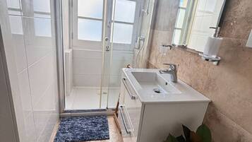 Haartrockner, Handtücher