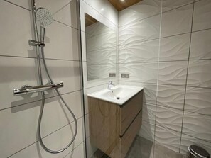 Dusche