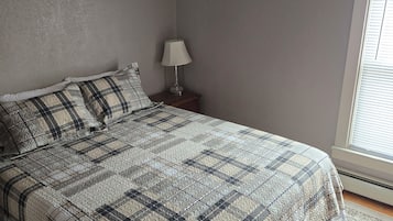 3 bedrooms, WiFi, bed sheets