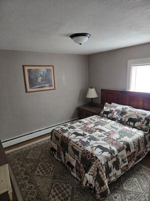 3 bedrooms, WiFi, bed sheets