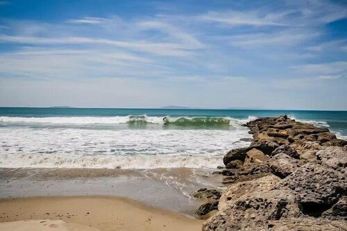 25% Off August! Walk To Beach, Private Jacuzzi*
