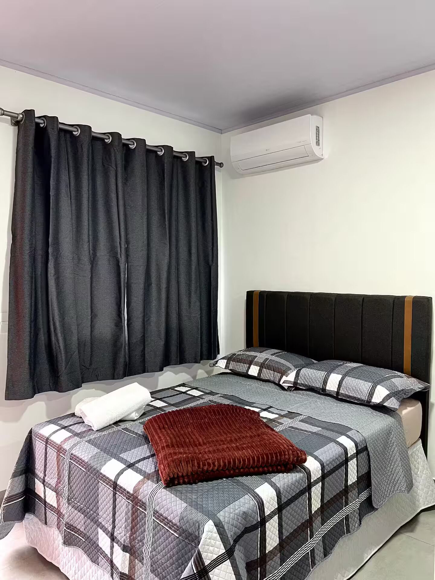 Quarto luxo, vista para o parque | Frigobar, escrivaninha, espaço de trabalho para notebook