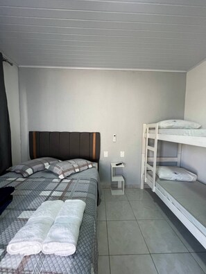 Standard Room, Park View | Minibar, desk, laptop workspace, free WiFi - Pousada Suite Suzena (Penha)