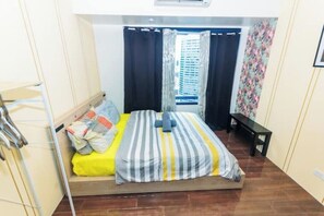 1 habitación, tabla de planchar con plancha y wifi 