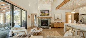 Wilderness Club Nest – Private Hot Tub | Forest View