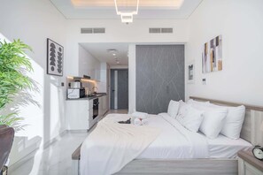 Iron/ironing board, WiFi