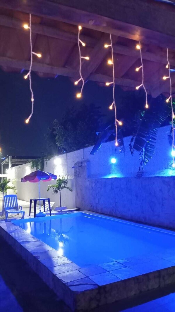 Outdoor pool - Pousada Do Sol (Rio de Janeiro)