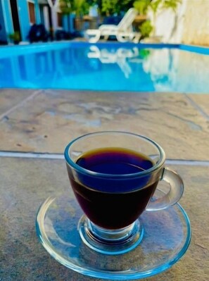 含每日現點現煮早餐