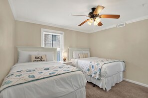 3 bedrooms, individually decorated, individually furnished, free WiFi - Coastal Attitude (Tybee Island)