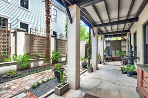 Terrace/patio - Maisonette La Belle (Savannah)