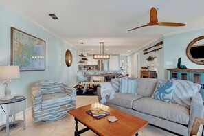 Living area - Once Upon A Tide Ii (Tybee Island)