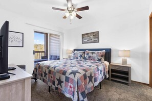 2 habitaciones, tabla de planchar con plancha, cuna de viaje y wifi 