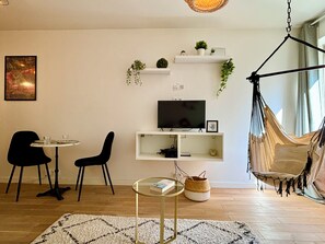 Interior - Studio des Cottages (Paris)
