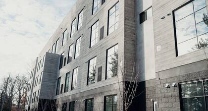 Trendy Downtown Hideaway | Hot Tub & Stunning Views