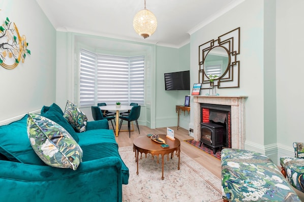 Apartment | 2 bedrooms - Coastal Breeze With Seaview By My Getaways (Brighton)