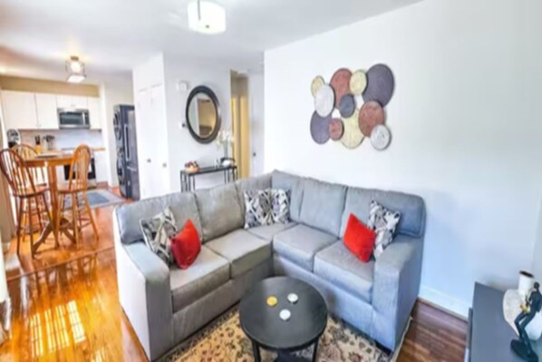 Living area - Peaceful Charlotte Duplex (Charlotte)