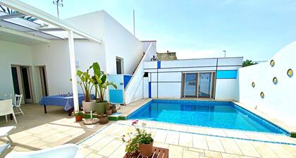 Casa Mondrian - Camere con Bagno e Piscina Privata