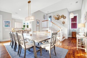 In-room dining - Love And Luck (Tybee Island)