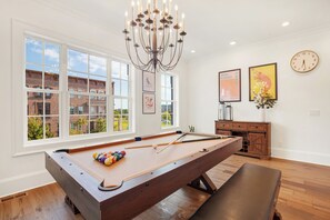 Maison mitoyenne Standard | Restauration dans la chambre