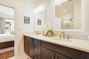 Standard-Stadtwohnung | Badezimmer