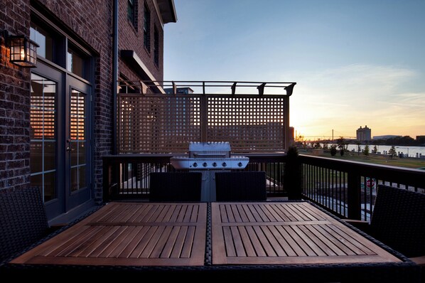 Standard Townhome | Terrace/patio