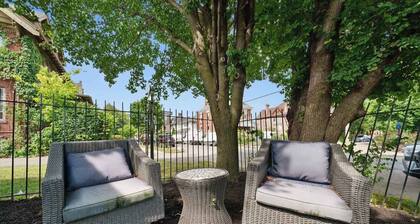 Chic City Retreat 89 – For 2