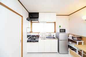 Private kitchen - Awaji Central House In Kusumoto (Awaji)