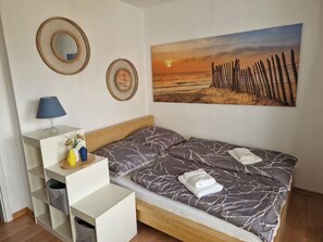 1 chambre, fer et planche Ă repasser, Wi-Fi, draps fournis