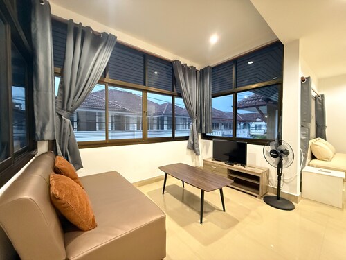 Relaxing Escape in Hua Hin City 94/2