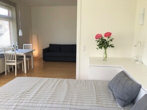 1 bedroom, free WiFi, bed sheets