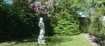 Vacation on the Trave - with a garden view