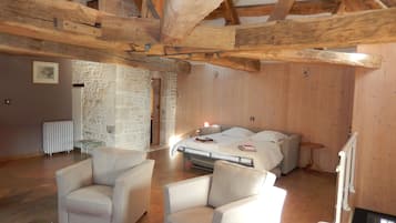 1 chambre, fer et planche à repasser, Wi-Fi, draps fournis