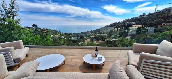 Property grounds - Villa des Issambres - Climatisée avec piscine (Roquebrune-sur-Argens)