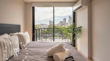 Minibar, caja de seguridad en la habitación y wifi gratis