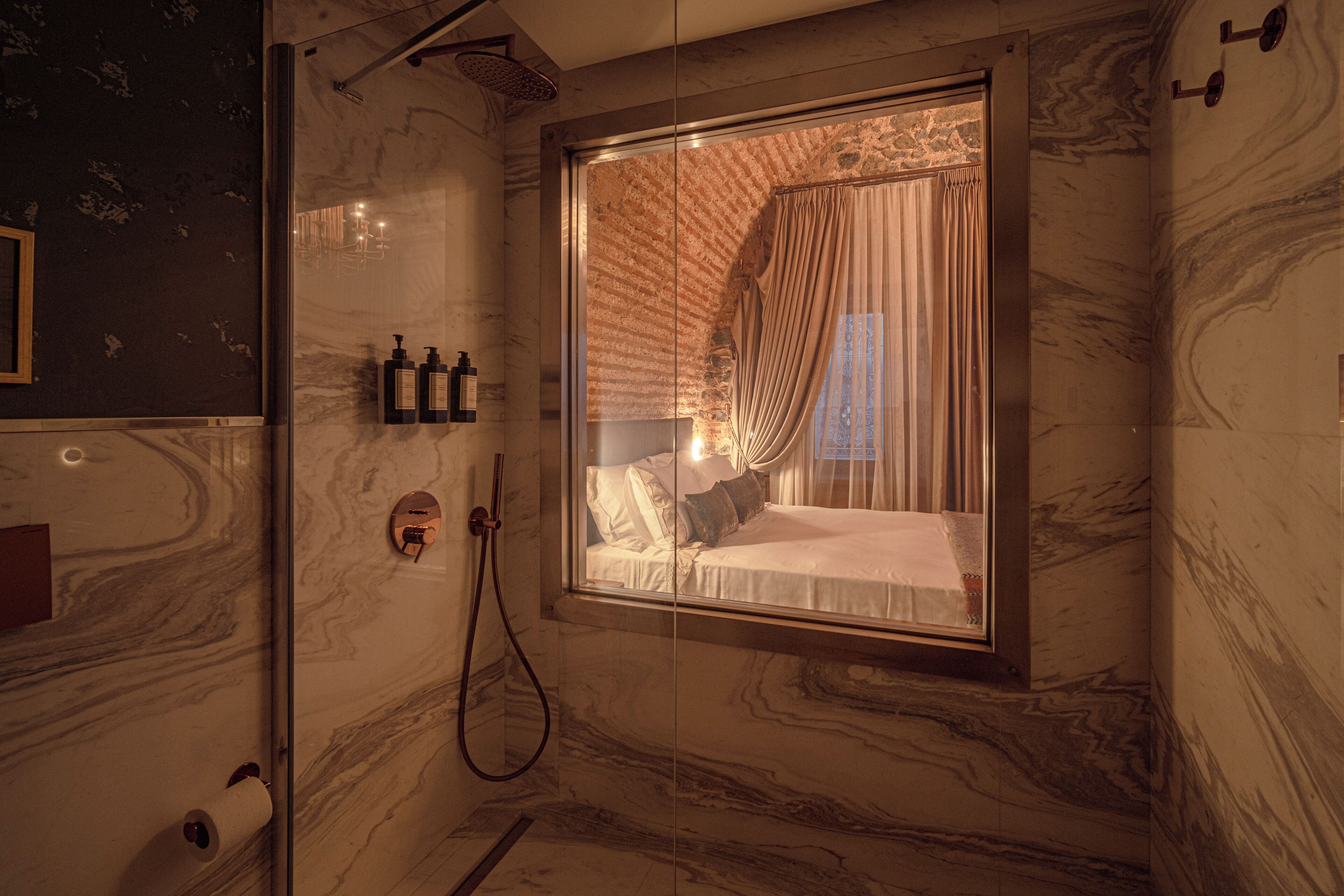 1 makuuhuone, egyptinpuuvillaiset lakanat, ylelliset vuodevaatteet