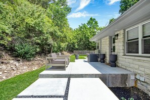 Terrace/patio - PRIDE ROCK Luxury Retreat (Manhattan)