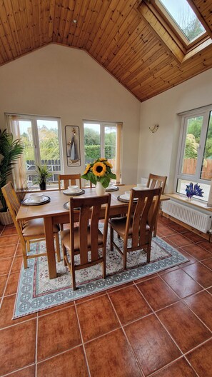 House | Dining