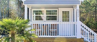 A beautiful tiny house in a beautiful little paradise for you to enjoy nature