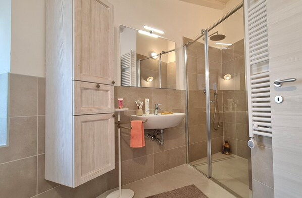 Dusche, Handtücher