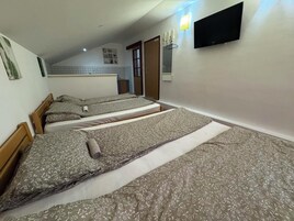 Suíte estúdio superior | 1 quarto, quartos à prova de som, ferros/tábuas de passar roupa