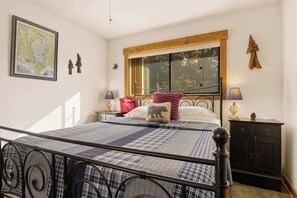 3 bedrooms, WiFi, bed sheets