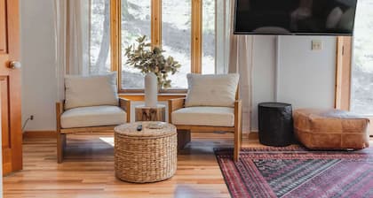 North Lake Hideaway | Prime Locale for Outdoor Fun